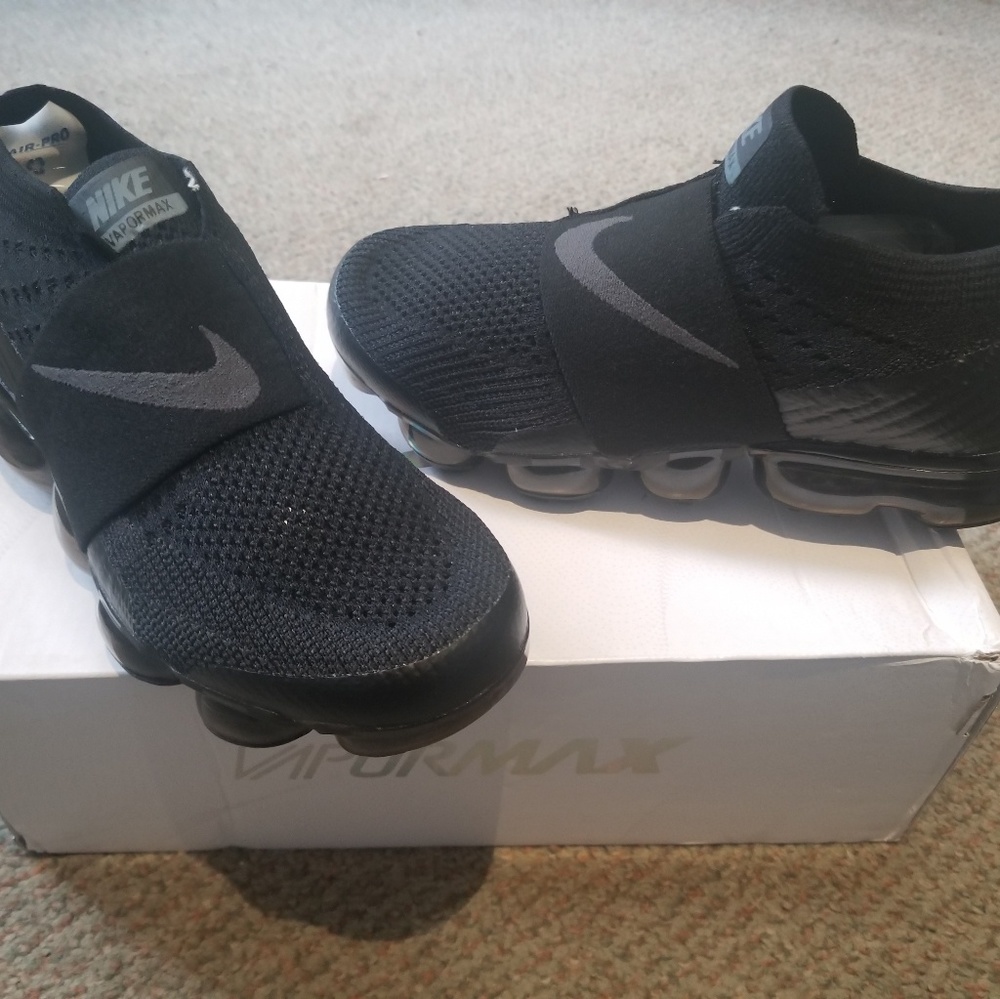 NIKE Air Vapormax Flyknit Moc